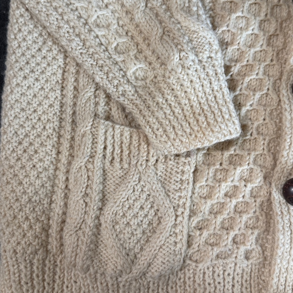 Hand Knit Button Irish Wool Aran Cardigan fisherman - Picture 6 of 9